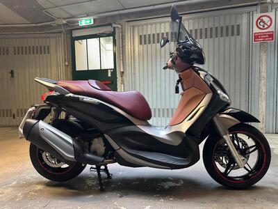 Piaggio Beverly 350 SportTouring ie (2011 - 15) usata