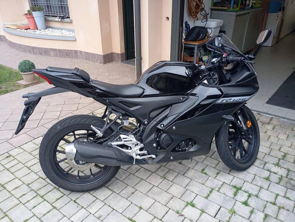 Yamaha YZF R125 (2023 - 26) (2)