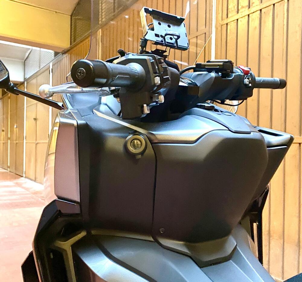 Honda Forza 750 DCT Travel (2021 - 24) (9)