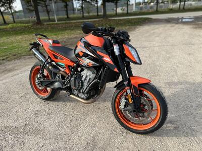 KTM 890 Duke GP (2022 - 23) usata