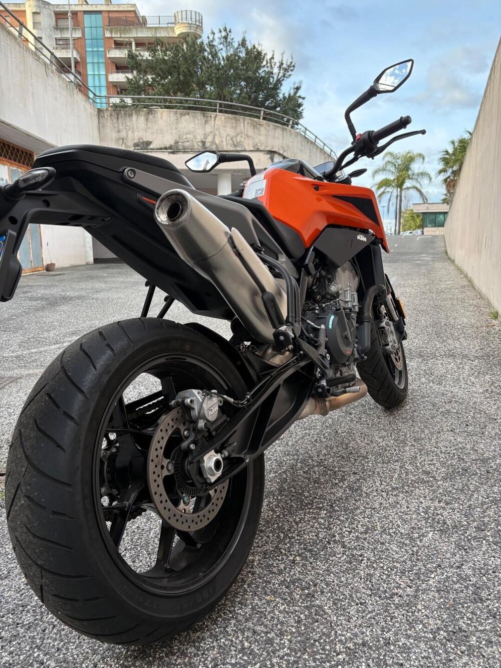 KTM 790 Duke L (2023 - 24) (2)