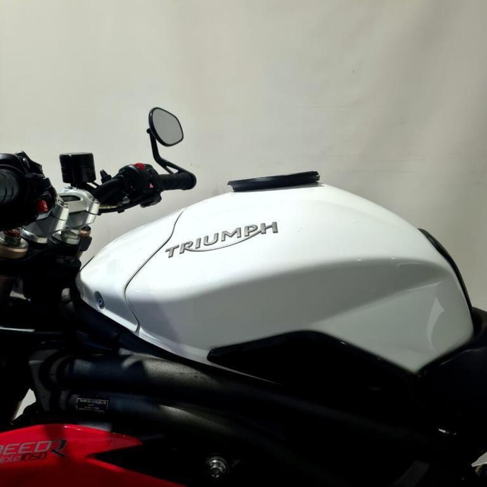 Triumph Speed Triple 1050 S ABS (2016 - 17) (13)