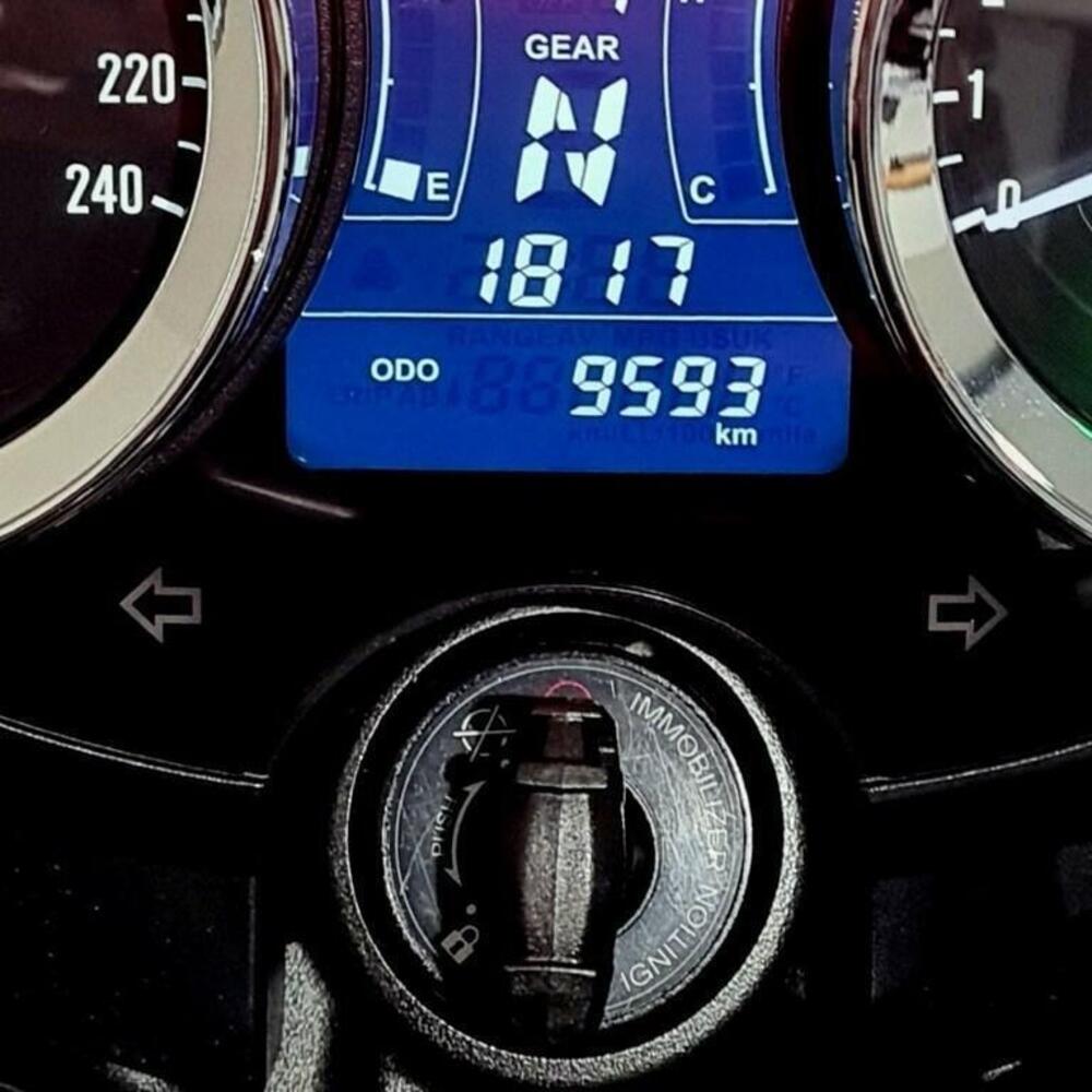 Kawasaki Z 900 RS (2021) (5)