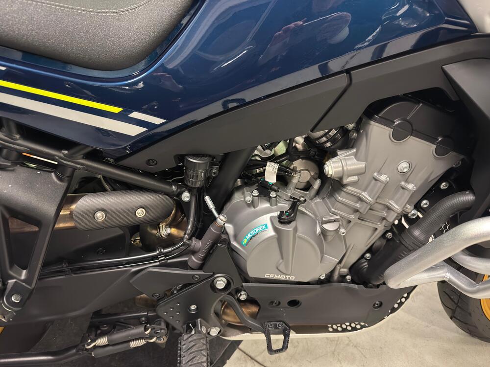 CFMOTO 800MT Explore (2023 - 26) (7)