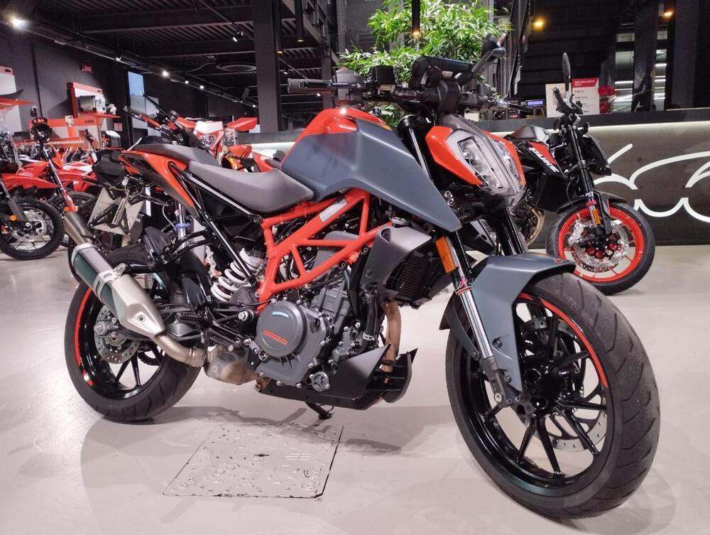 KTM 390 Duke (2021 - 23) (2)
