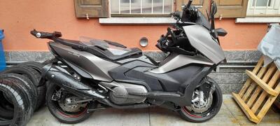 Kymco AK 550 Premium (2023 - 25) usata