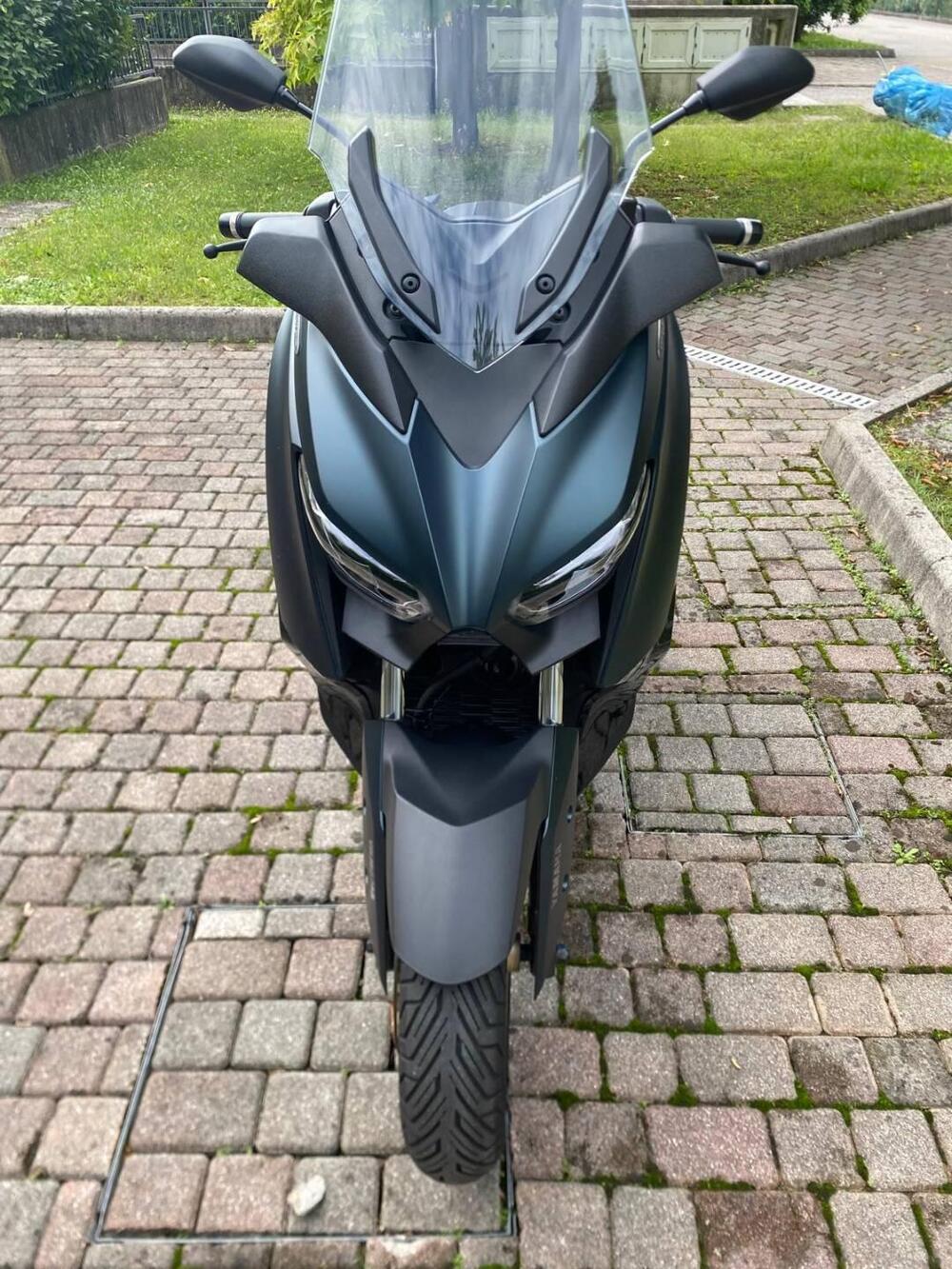 Yamaha X-Max 300 Tech Max (2021 - 24) (10)