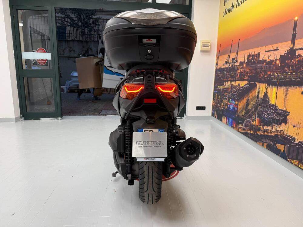 Yamaha X-Max 400 ABS (2017 - 20) (7)