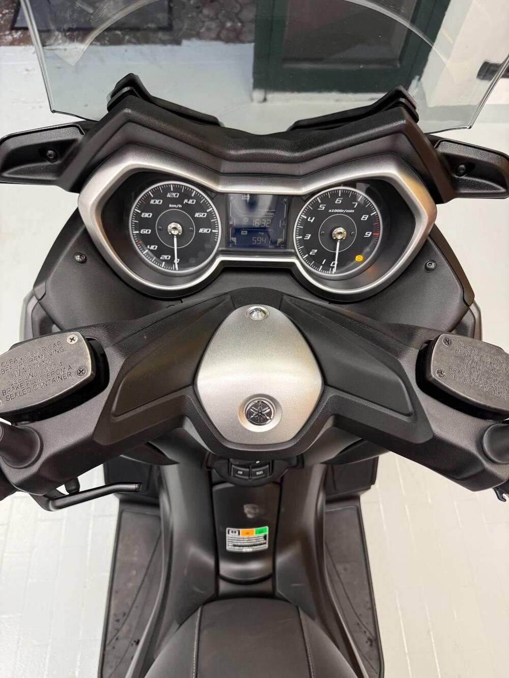 Yamaha X-Max 400 ABS (2017 - 20) (11)