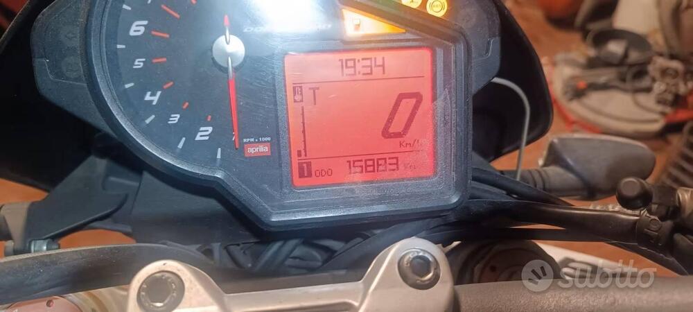 Aprilia Dorsoduro 750 ABS (2009 - 17) (5)