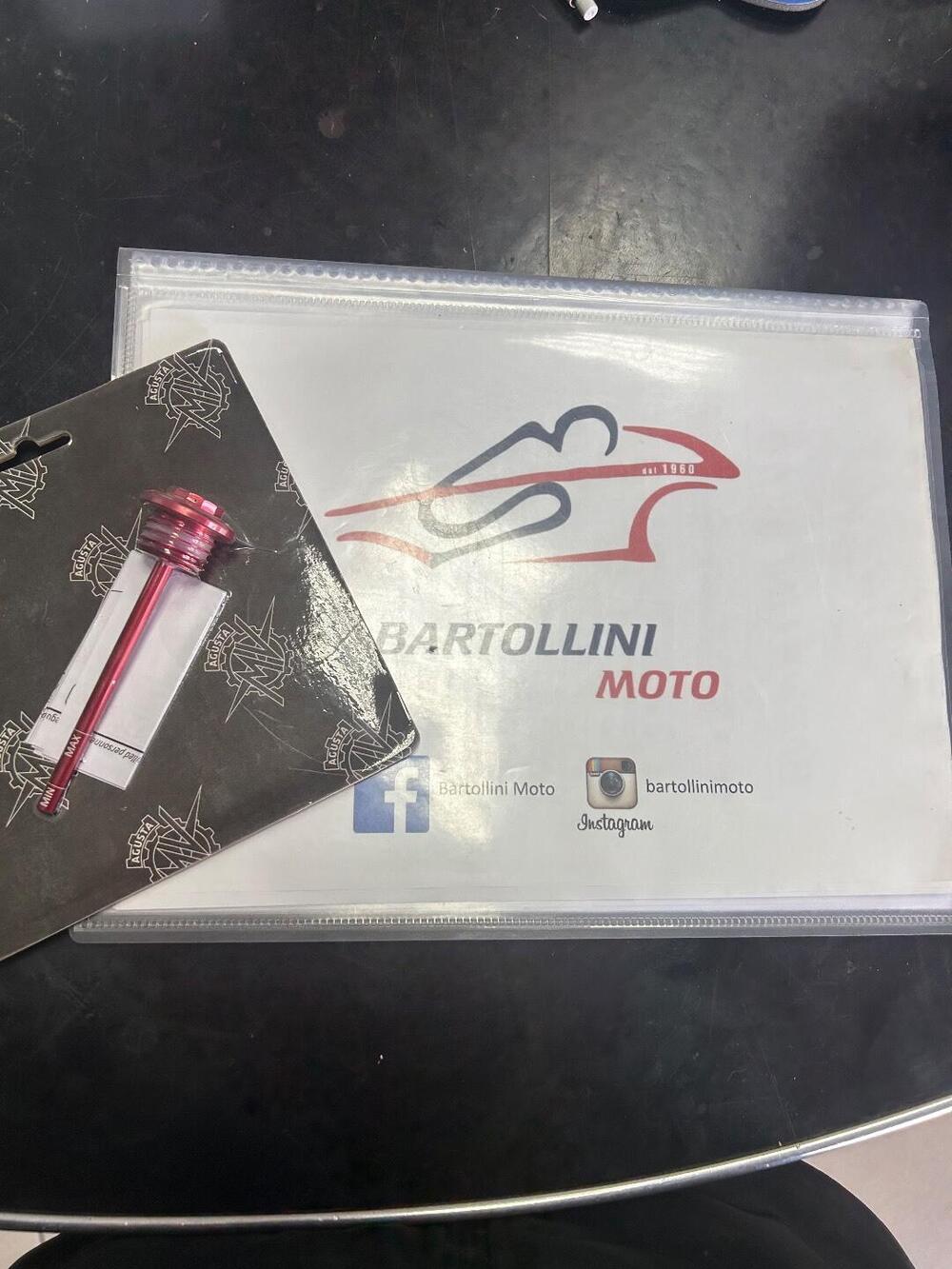 Tappo olio motore con asta per MV Augusta MV Agusta (2)