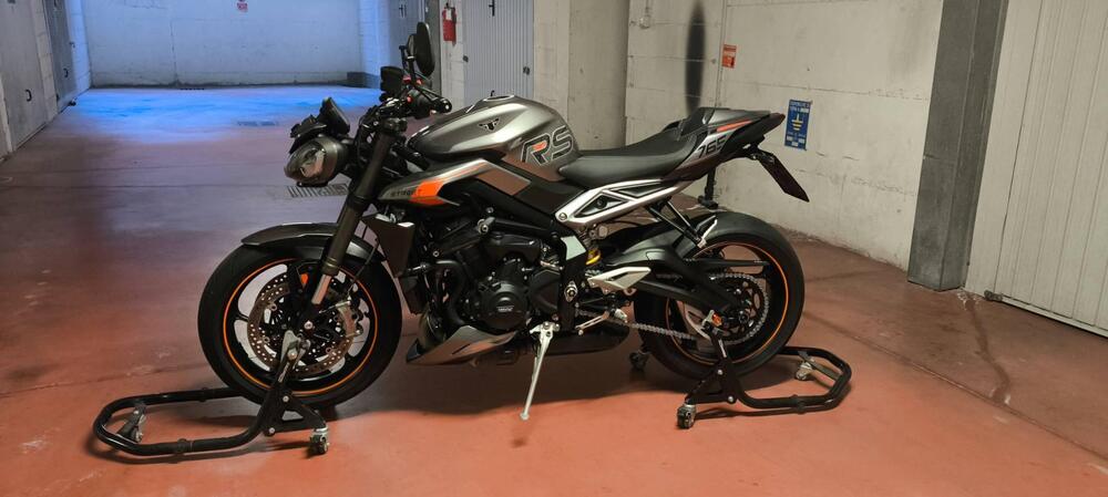 Triumph Street Triple 765 RS (2023 - 26) (3)
