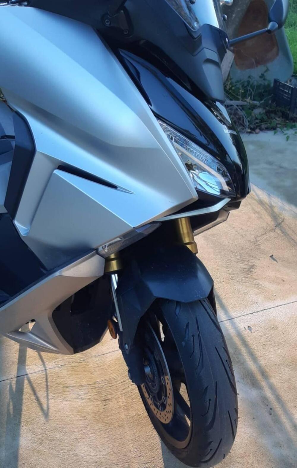 Honda Forza 750 DCT (2021 - 24) (6)