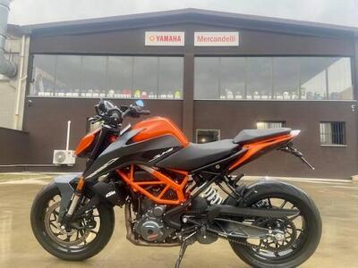 KTM 390 Duke (2021 - 23) usata