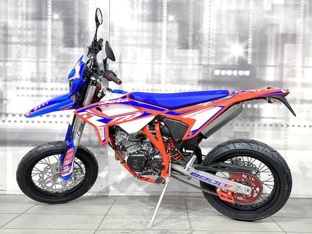 Betamotor RR 125 4T Enduro R (2024 - 26) (2)