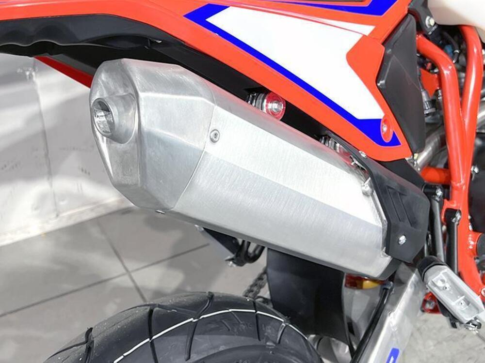 Betamotor RR 125 4T Enduro R (2024 - 26) (3)