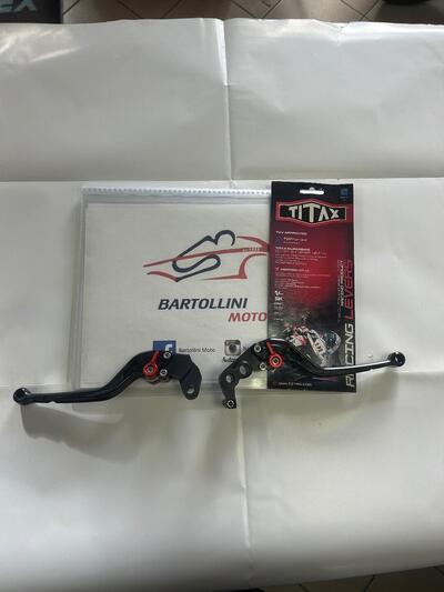 Coppia leve in ergal per Triumph