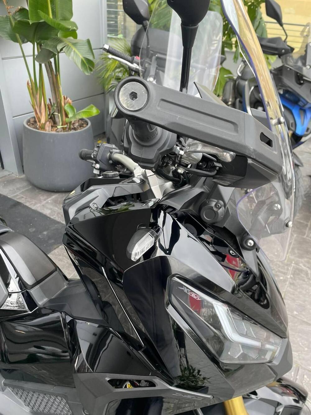 Honda X-ADV 750 DCT (2021 - 24) (5)