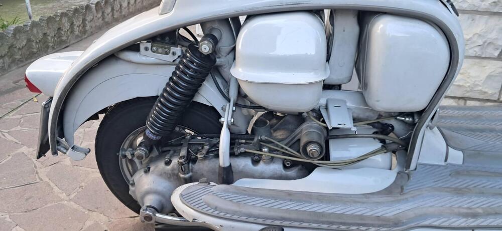 Lambretta Li 150 seconda serie  anno 1960 (4)