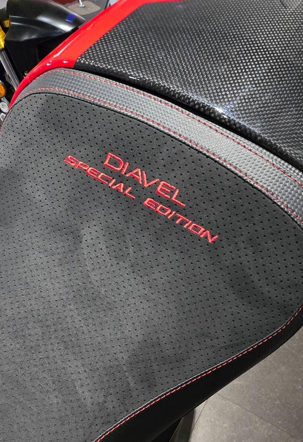 Ducati Diavel 1200 (2010 - 13) (3)