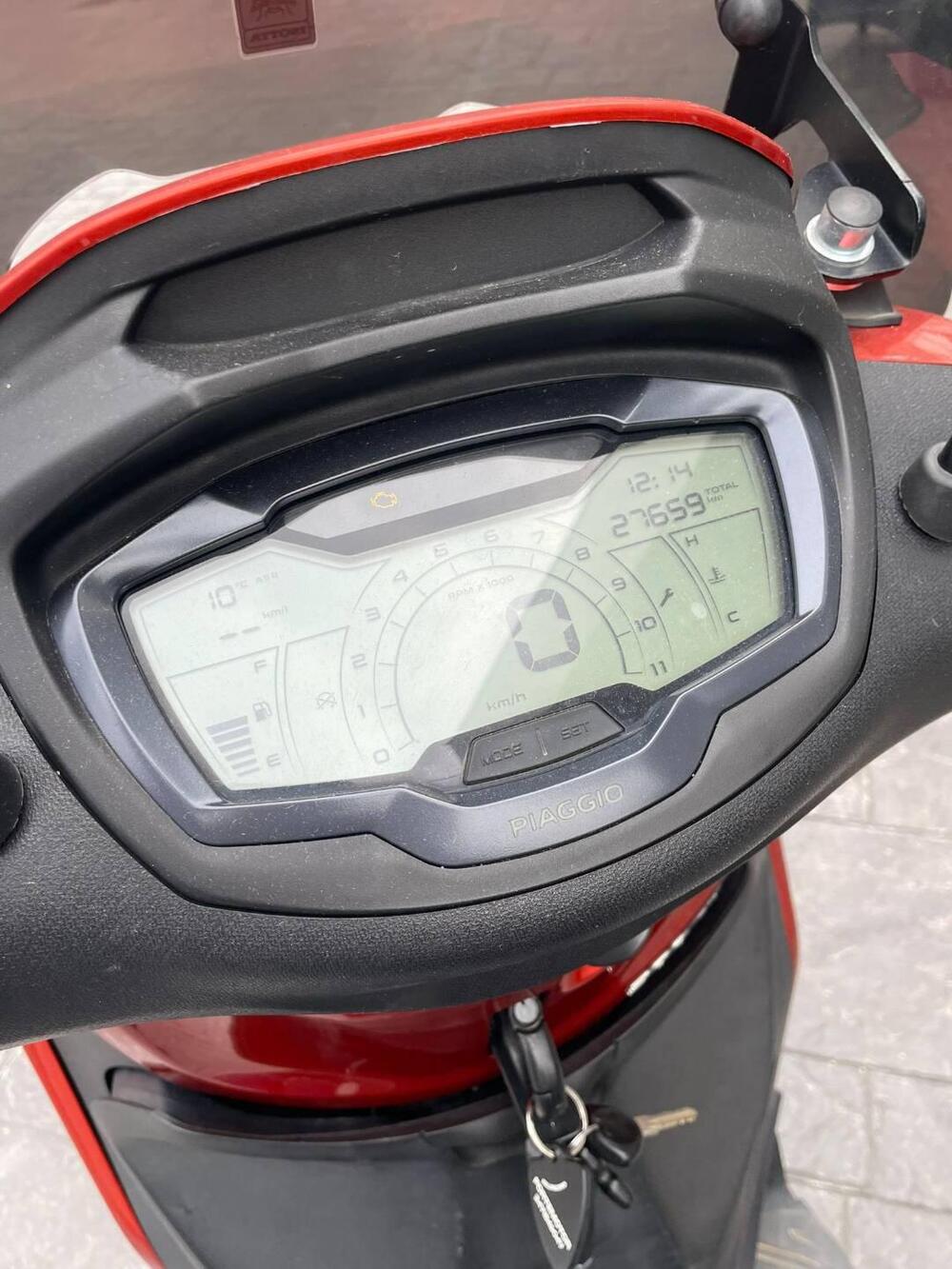 Piaggio Beverly 300 S (2021) (4)