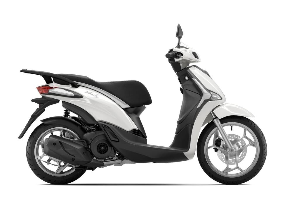 Piaggio Liberty 150 (2025 - 26) (2)