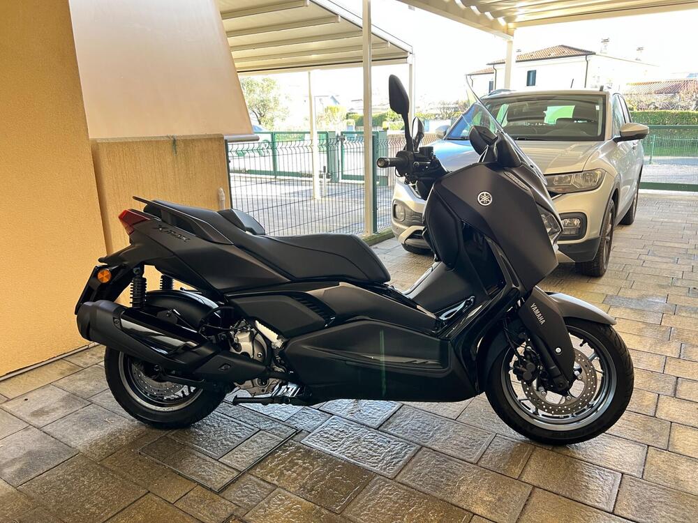 Yamaha X-Max 300 Tech Max (2025 - 26)