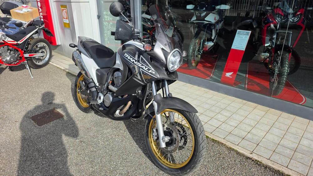 Honda Transalp XL 700 V (2007 - 2013) (2)