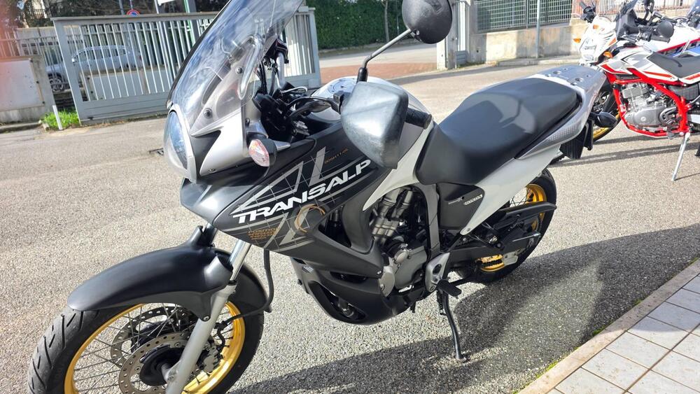 Honda Transalp XL 700 V (2007 - 2013) (4)