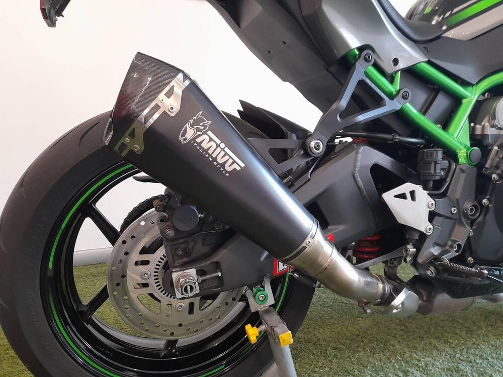 Kawasaki Z H2 (2020) (5)