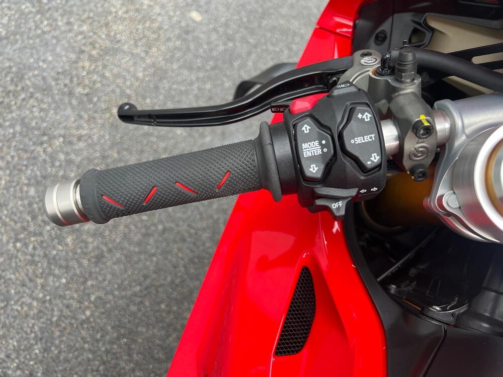 Ducati Panigale V4 S (2022 - 24) (12)