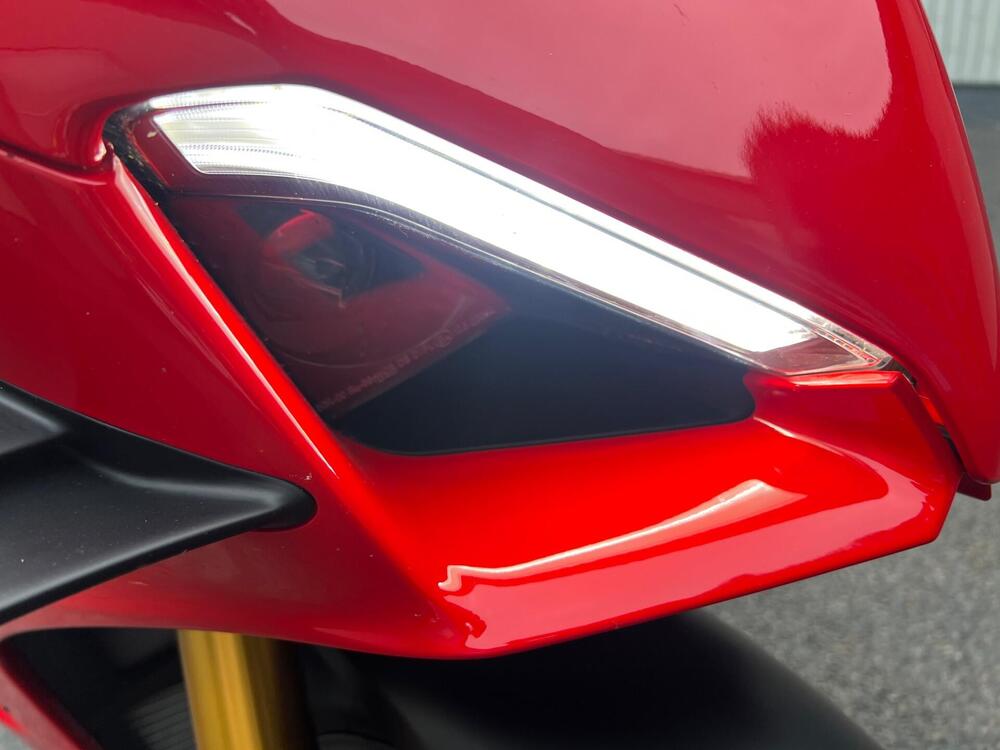 Ducati Panigale V4 S (2022 - 24) (14)