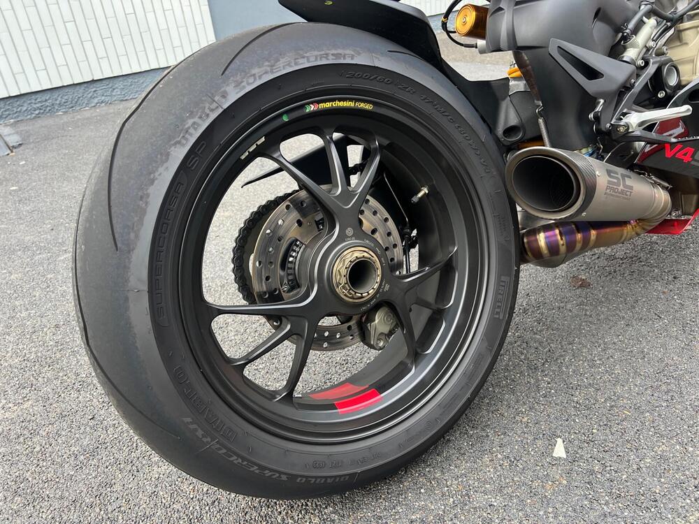 Ducati Panigale V4 S (2022 - 24) (17)