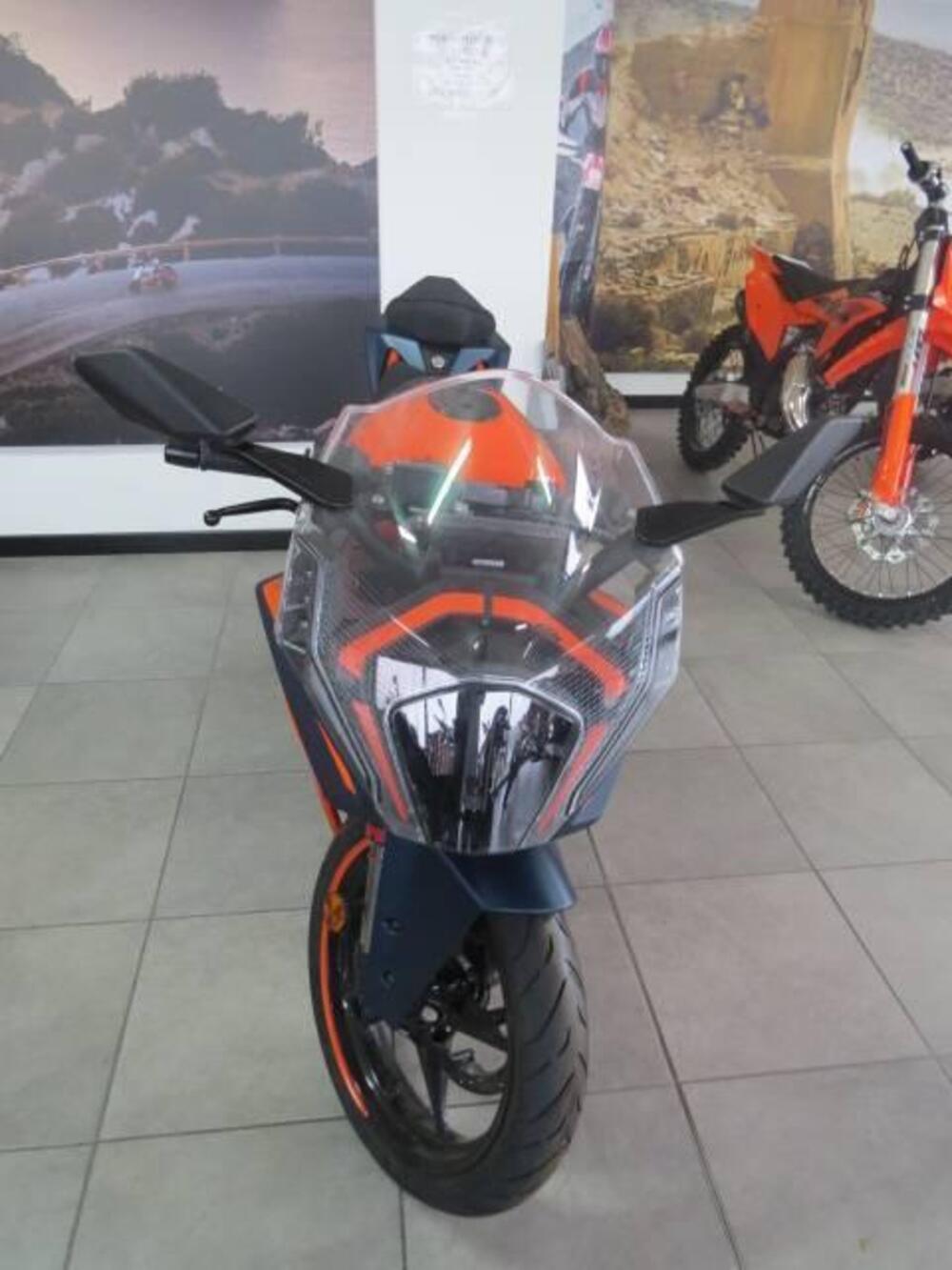 KTM RC 390 (2022 - 26) (4)