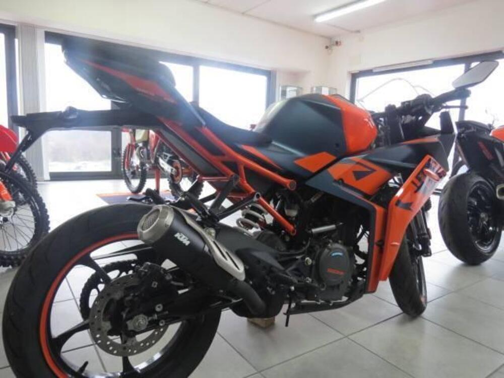KTM RC 390 (2022 - 26) (6)