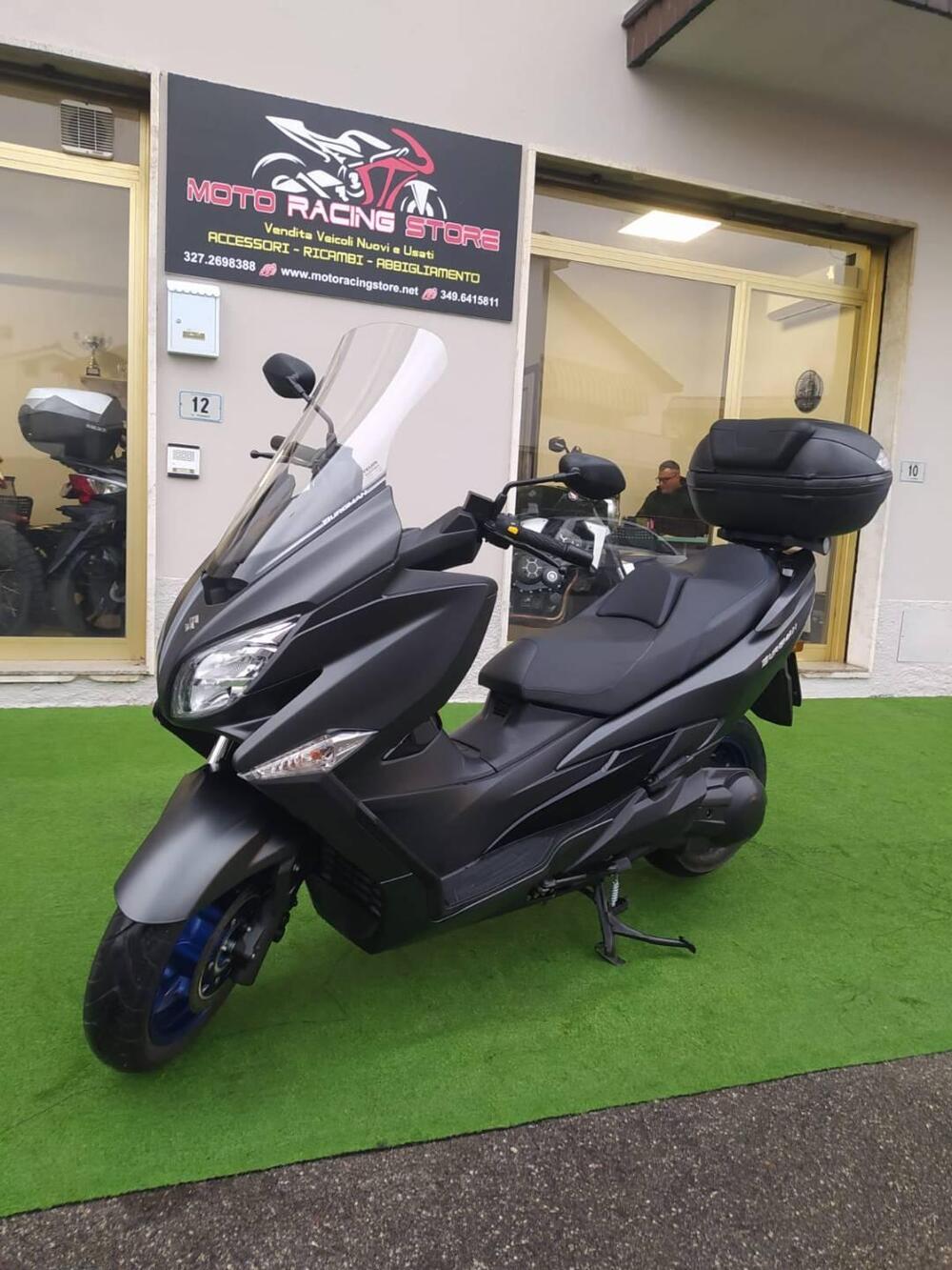 Suzuki Burgman 400 (2022 - 24) (5)