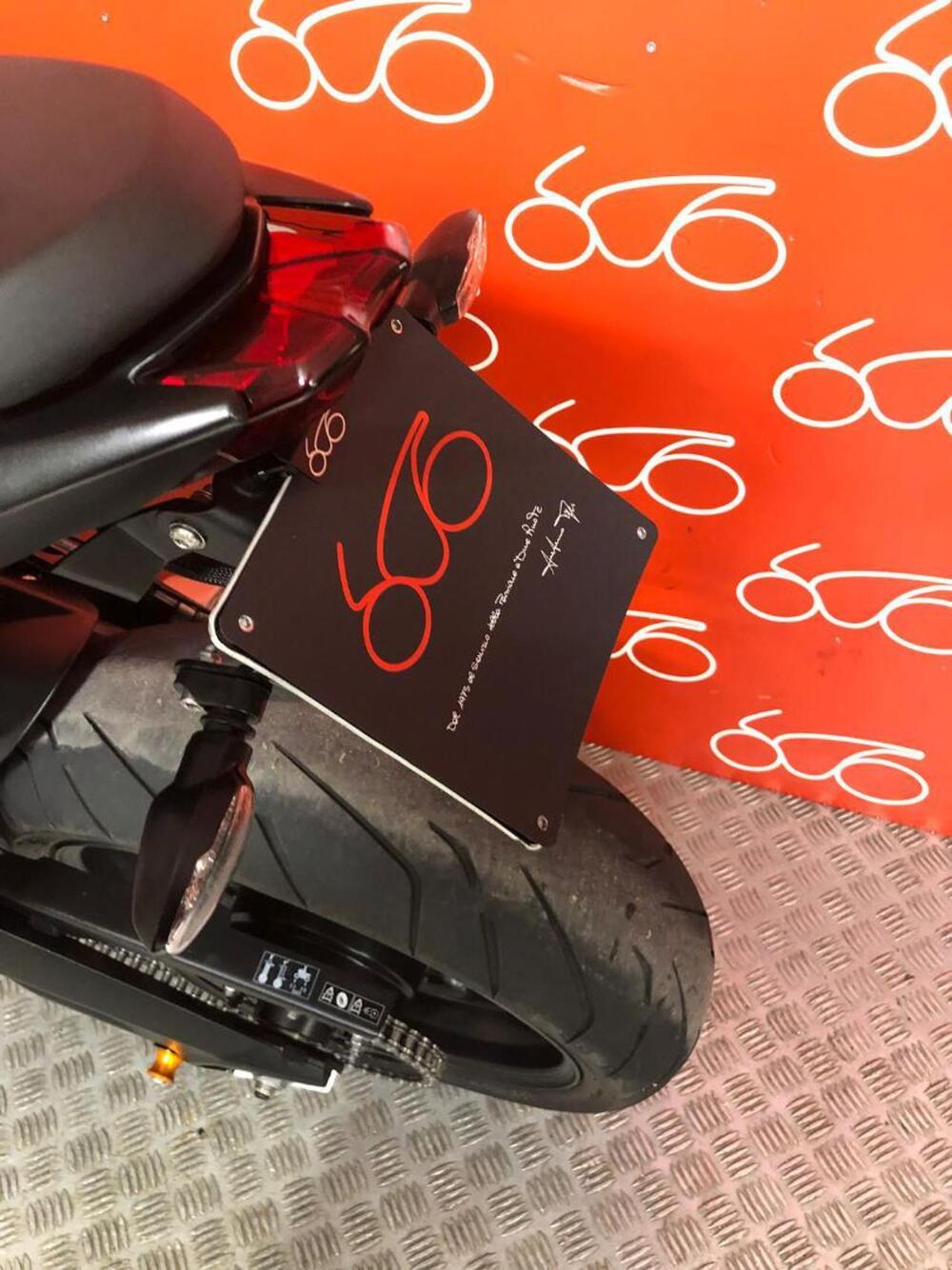 Triumph Street Triple 765 R A2 (2024 - 26) (5)