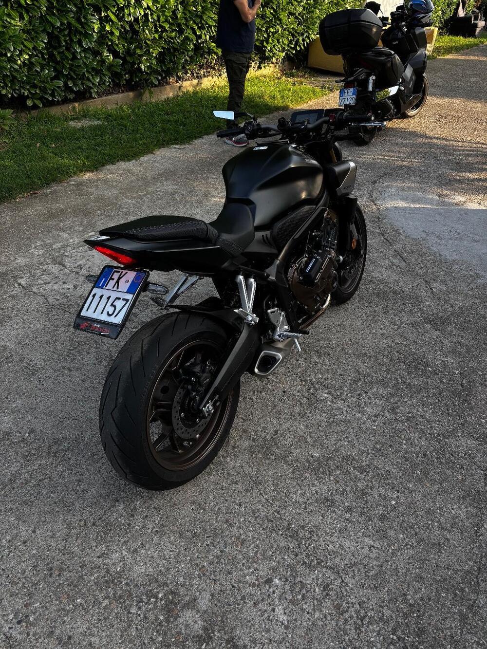 Honda CB 650 R E-Clutch (2024 - 26) (7)