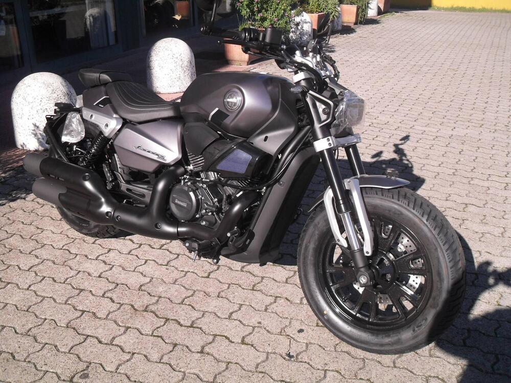 Benelli Leoncino 400 Bobber (2026)