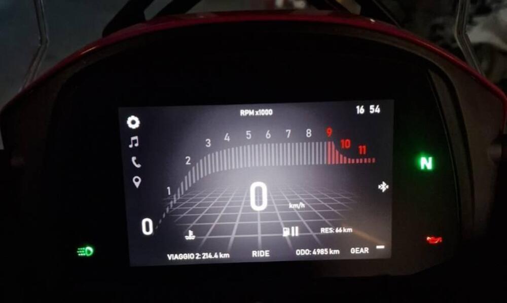 Moto Morini X-Cape 650 (2021 - 26) (4)