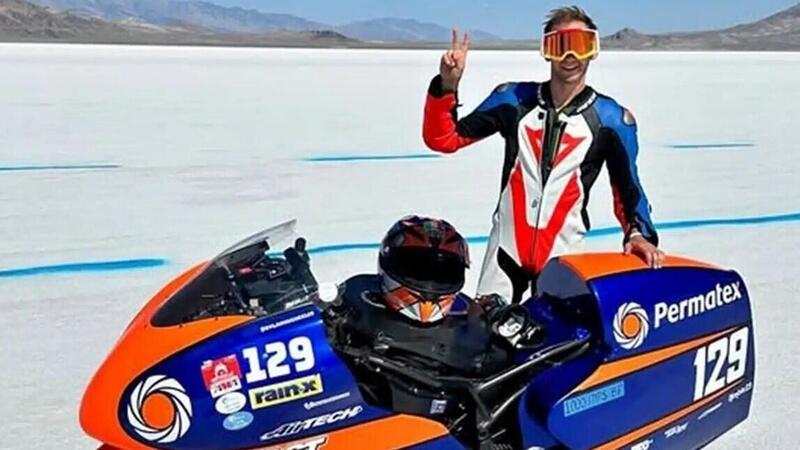 In vendita una Kawasaki ZH2 Land Speed Bike che ha superato le 200 miglia orarie a Bonneville