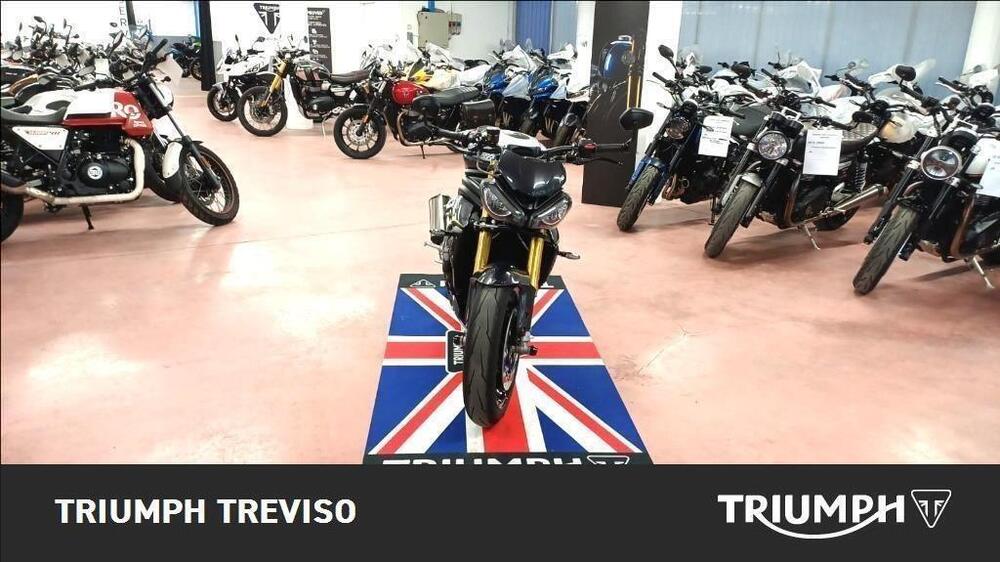 Triumph Speed Triple 1200 RS (2025 - 26) (2)