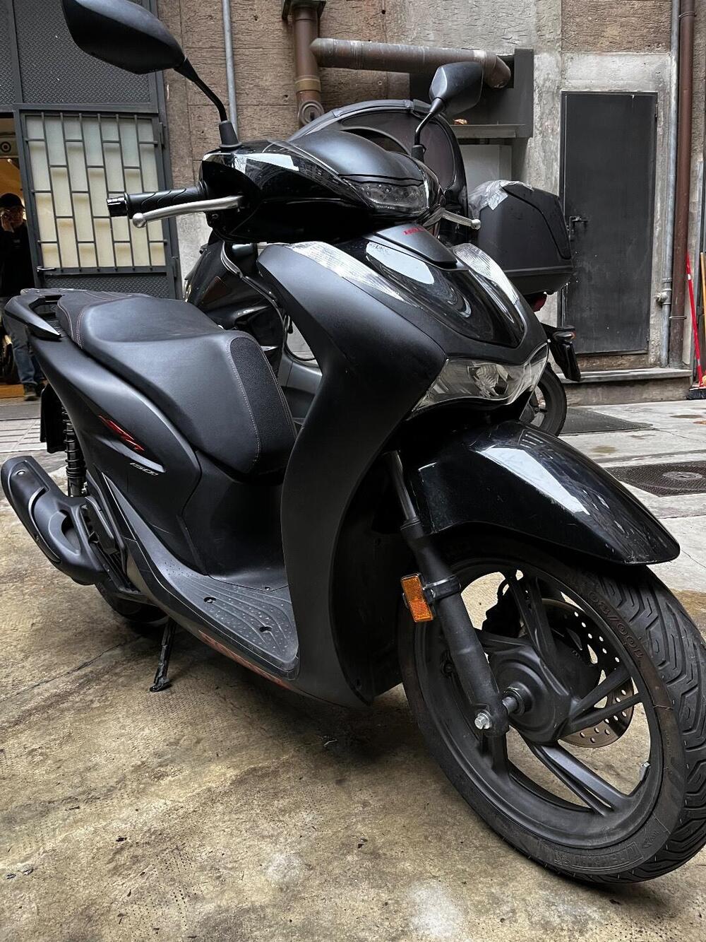 Honda SH 125i Sport (2024 - 25) (3)