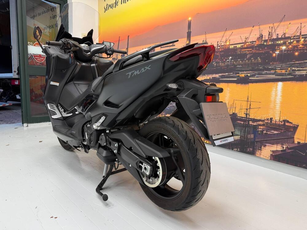 Yamaha T-Max 560 Tech Max (2020) (5)