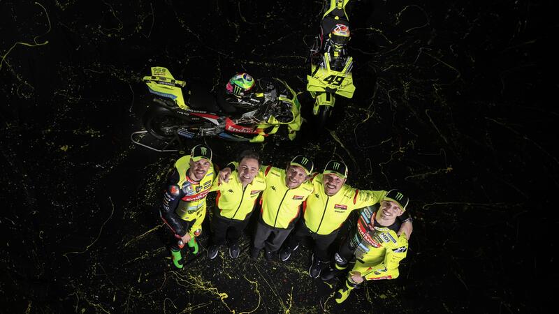MotoGP 2026. Svelata la nuova livrea del team VR46: addio al colore bianco, spazio al nero [GALLERY]