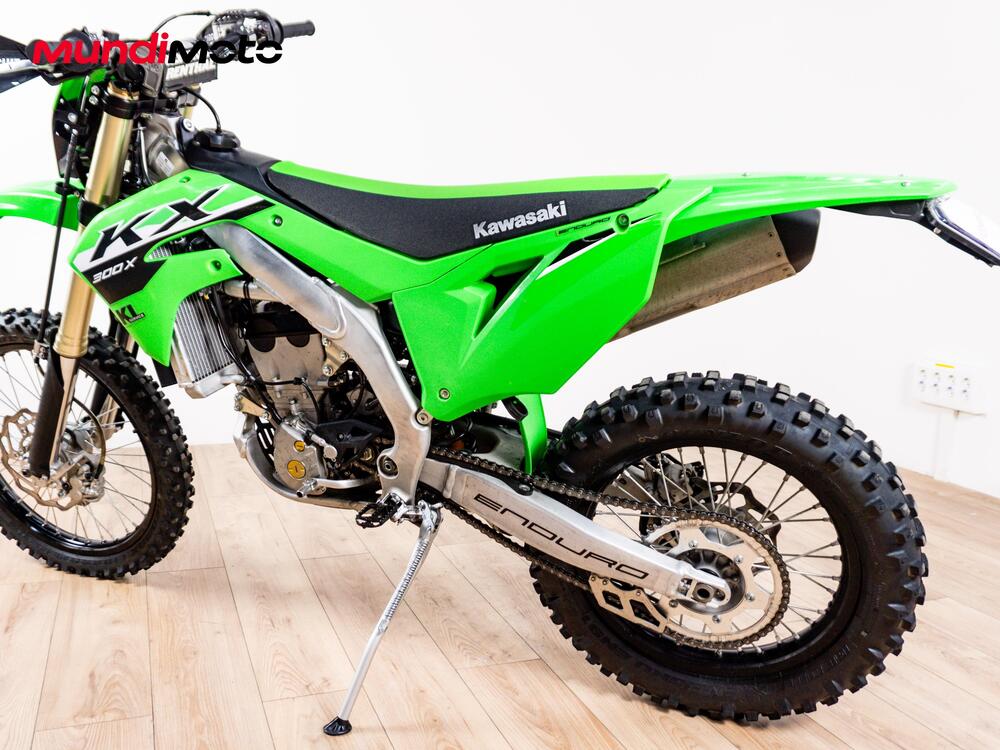 Kawasaki KLX 300 R (1997 - 00) (7)