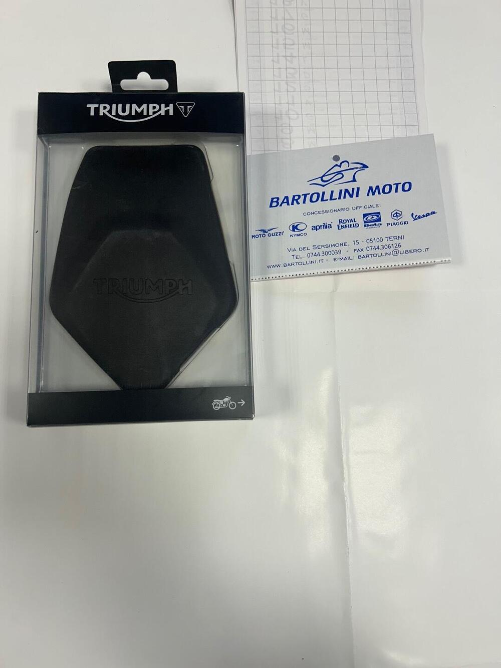 Protezione in gomma per serbatoio Triumph