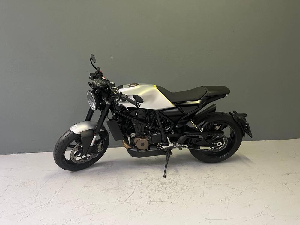 Husqvarna Vitpilen 701 (2020) (2)
