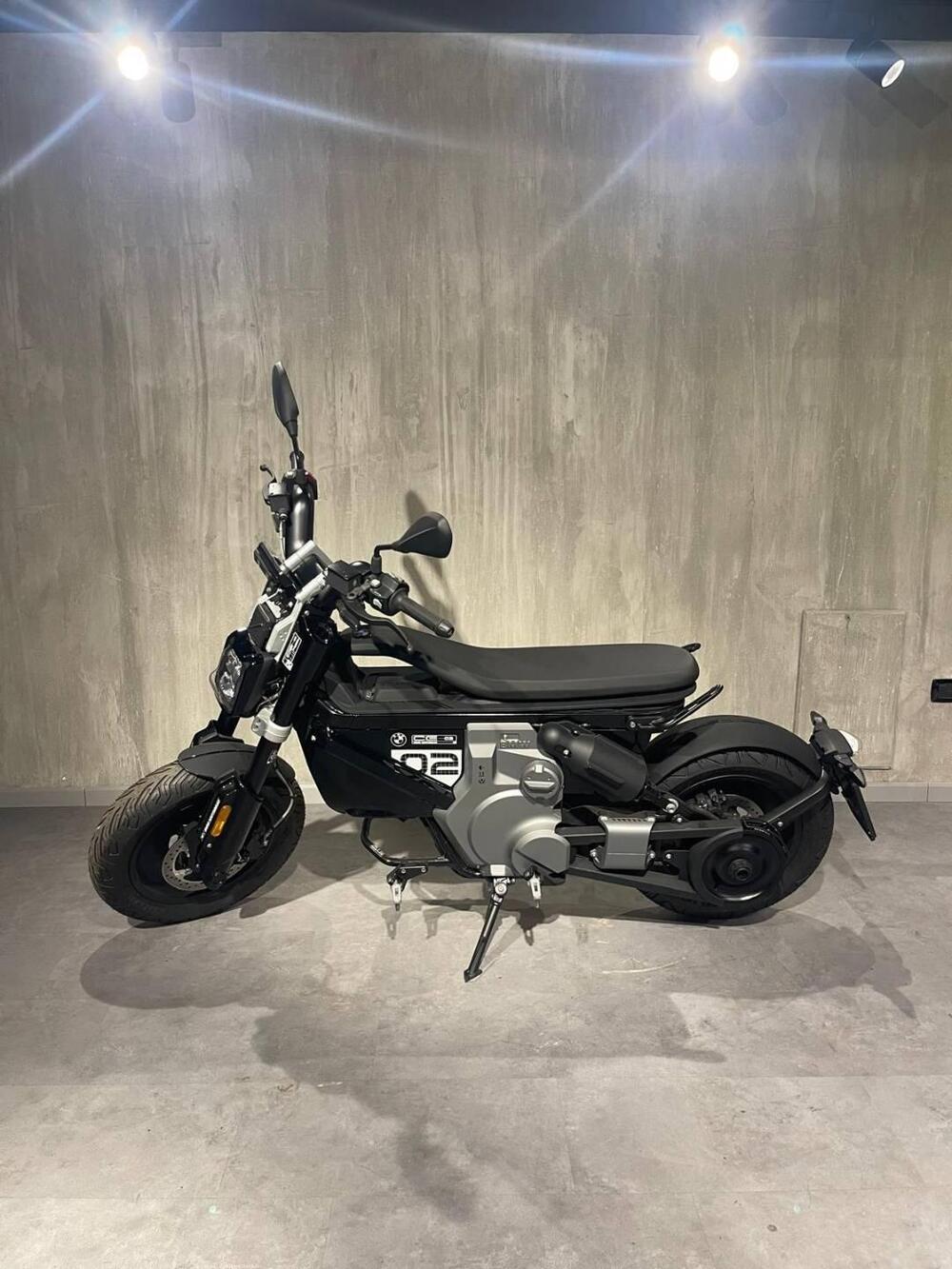 Bmw CE 02 (2024 - 26) (5)