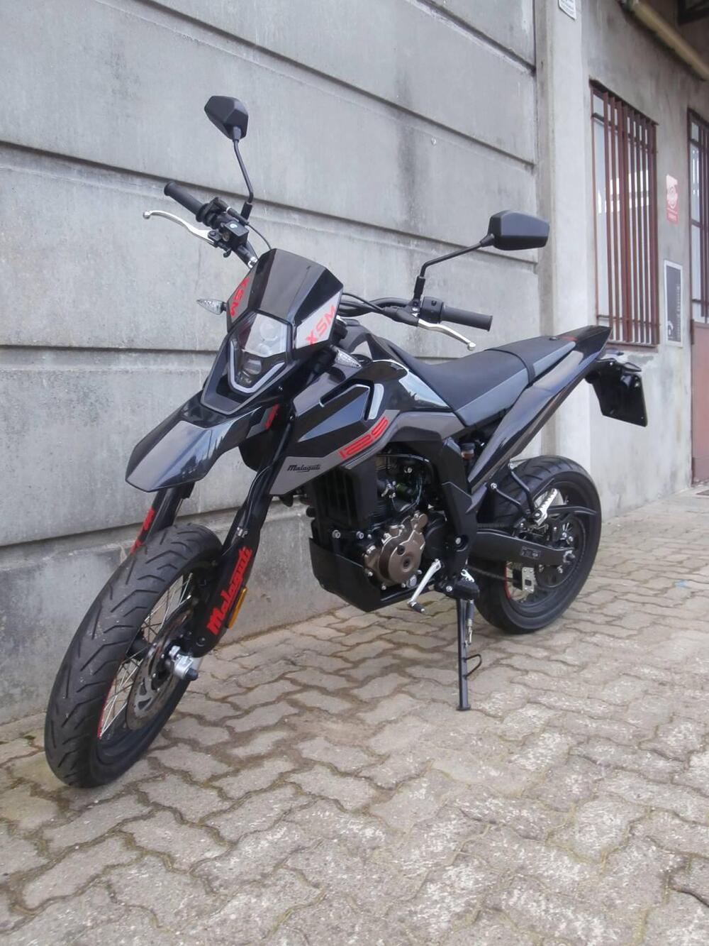 Malaguti XSM 125 (2021 - 26) (2)
